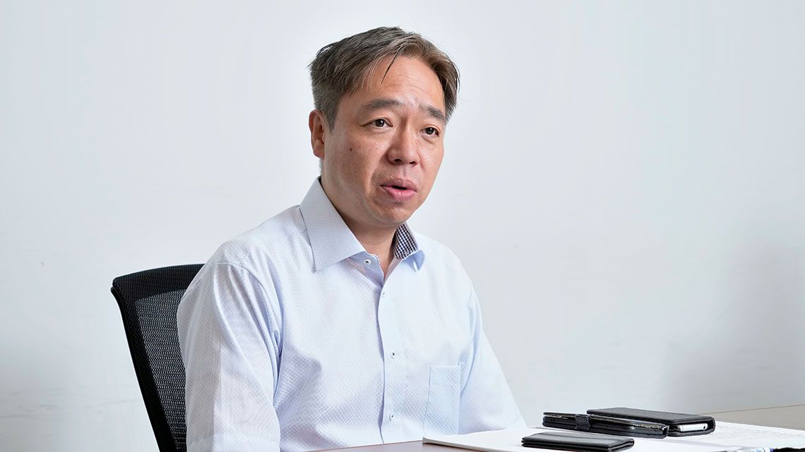 本郷雅英（ほんごう・まさひで）ワールド・ファミリー バイリンガル サイエンス研究所 研究員（撮影：梅谷秀司）