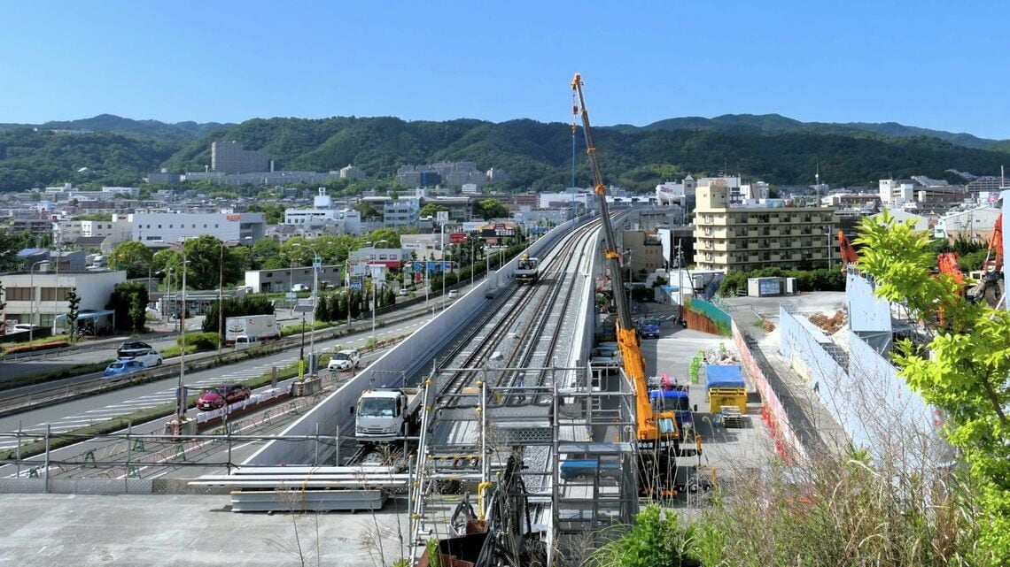 北大阪急行電鉄延伸区間 箕面萱野方面を望む