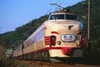 ボンネット型先頭車の「雷鳥」