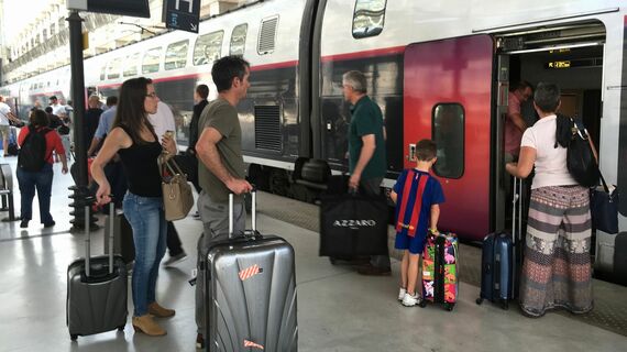 TGV 荷物 駅