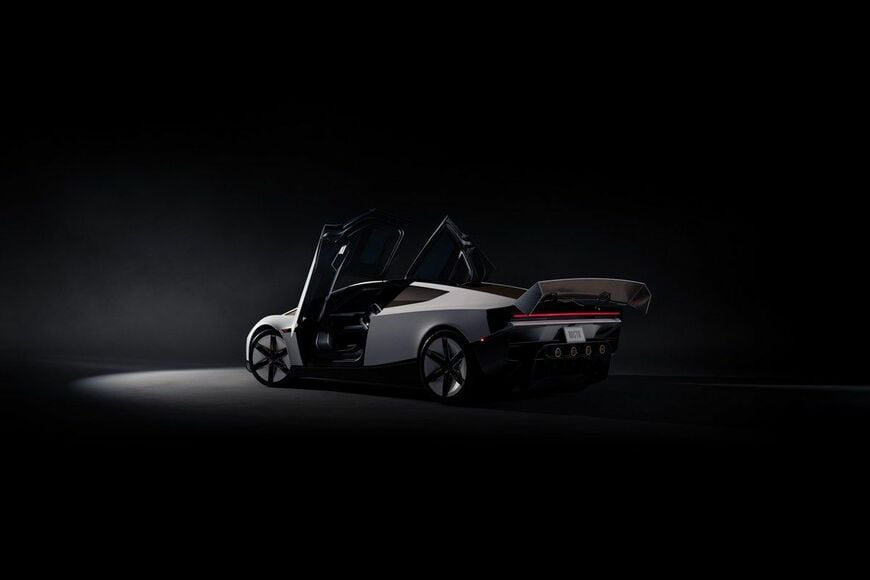テスラ・ロードスター（写真：Tesla）