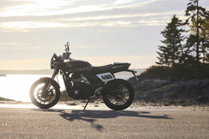 トライアンフの新型バイク「トラッカー400」（写真：トライアンフモーターサイクルズジャパン）