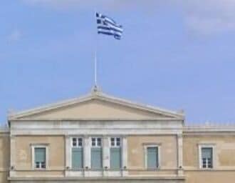 ギリシャはユーロ離脱か残留か、繰り返される危機