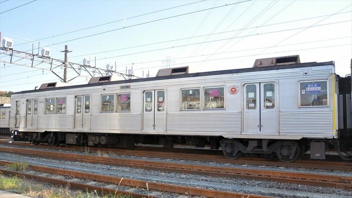 8626号は渋谷寄りの1号車。1976年製だ