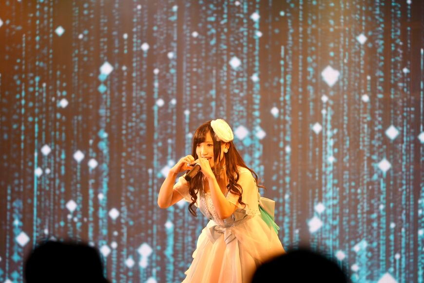 ソロでは松田聖子のカバー曲なども披露している（撮影：冠野亮太）