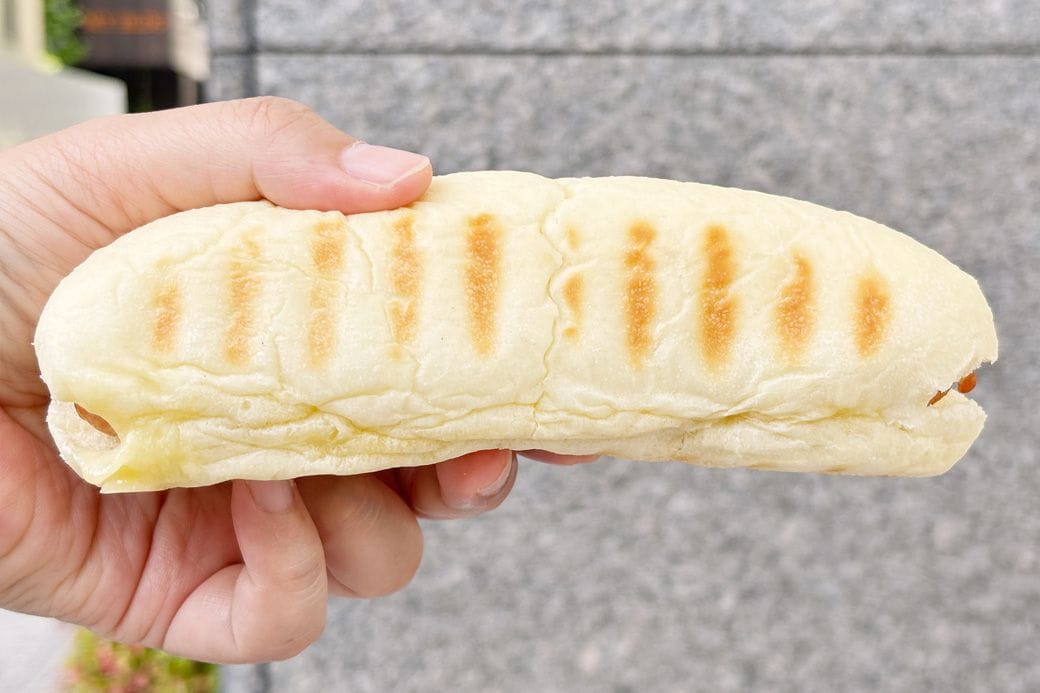 底面の焼き目が香ばしい。ここが特においしい部分（筆者撮影）