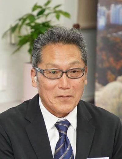 伊勢和彦（いせ・かずひこ）天理市教育委員会教育長1982年皇学館大学卒業。奈良県内の公立小学校で教諭、教頭、校長を務め、2020年定年退職。2021年より現職