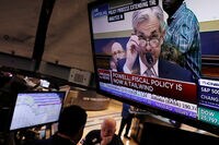 米株は大幅反落､利上げペース加速を懸念 FRB議長の議会証言で年4回利上げ観測強まる