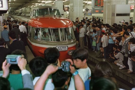 NSE車