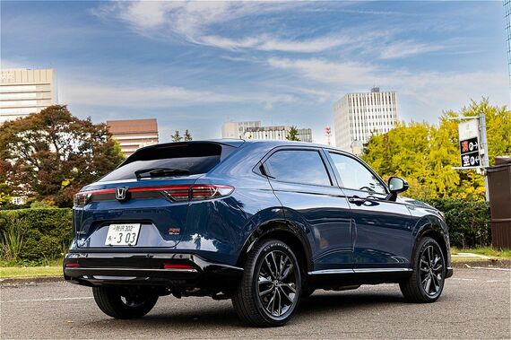 ヴェゼルRSのリアビュー