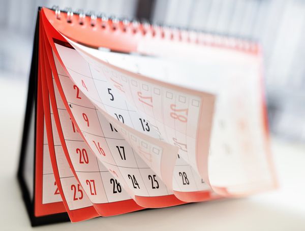 明治5年から現在の形のカレンダーが使用されるようになった（写真：BrianAJackson／iStock）