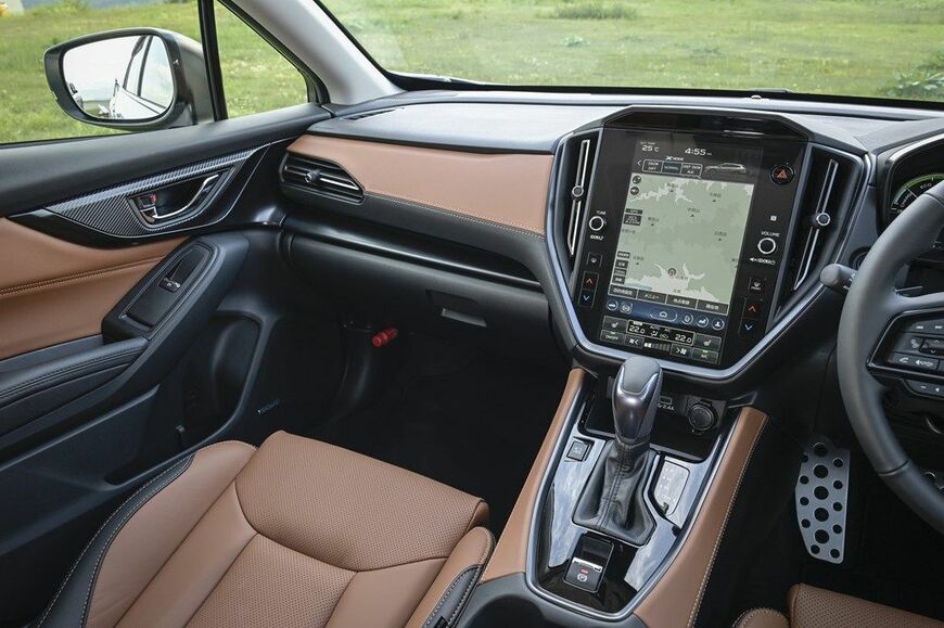 スバル「レヴォーグ レイバック」プレミアムアーバンパッケージ装着車（写真：SUBARU）