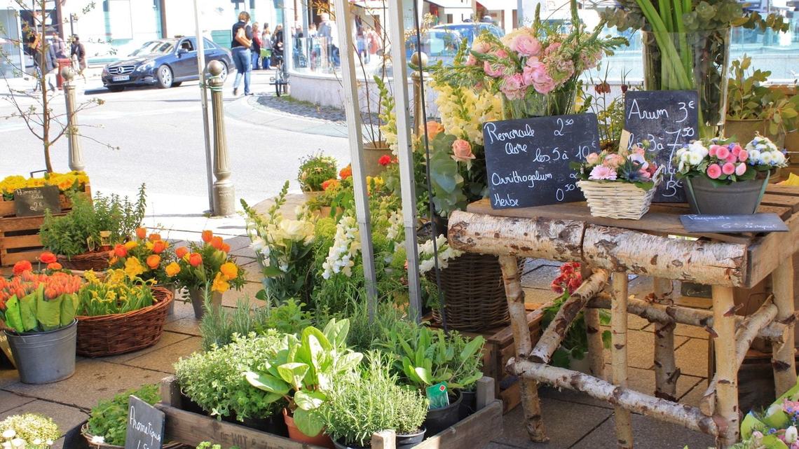 フランス人が花を贈る目的は日本と全然違う 恋愛 結婚 東洋経済オンライン 経済ニュースの新基準