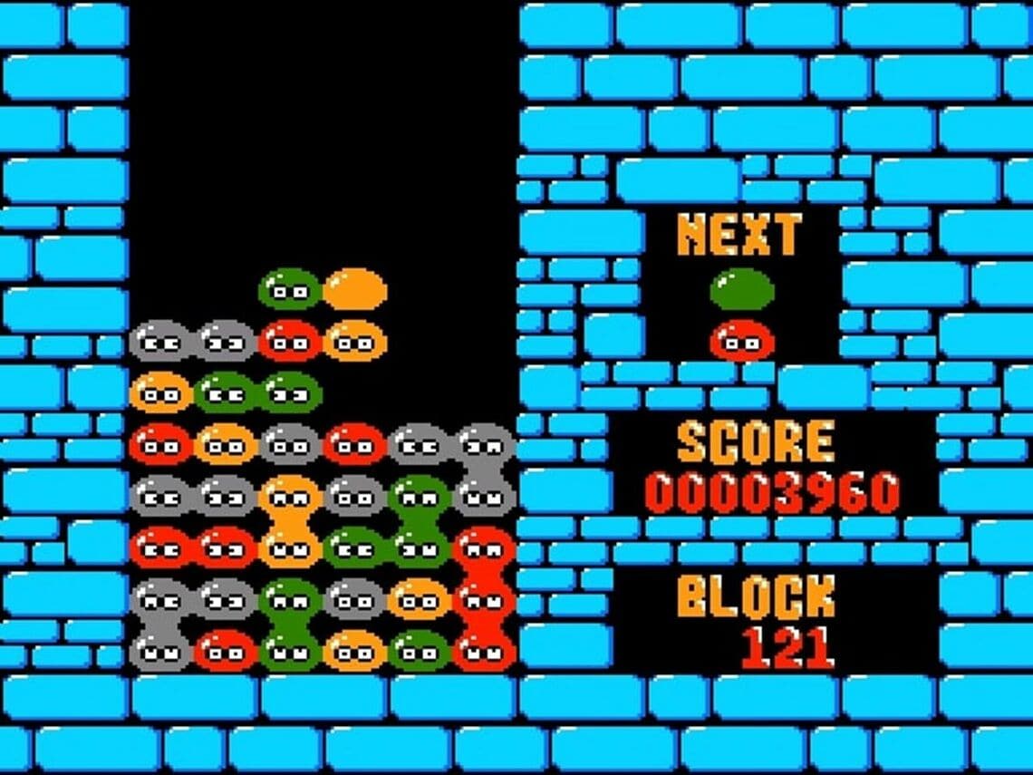 米光は『ぷよぷよ』MSX版・ファミコンディスク版を企画監督する。それ以降、シリーズ化され、大人気作品に。大連鎖したときに唱える呪文「ばよえーーん!」は、『大槻ケンヂのオールナイトニッポン』で、ゲストの伊集院光が『ぼよよんロックンロール』をオペラ風に唄ったとき「ぼよよん」が「ばよえん」と聞こえ、それを気に入ったのが由来(©SEGA)