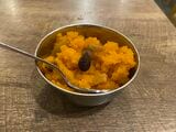 ナンディニ（虎ノ門）のハルワ。小麦をベースにしたスイーツで、ソフトな食感が特徴的。程よい甘さ（写真：八木さん提供）