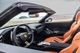 フェラーリの新型車「12チリンドリ・スパイダー」（写真：Ferrari SpA）