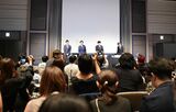 2日の会見も多くのメディアが参加。質問が殺到する中、予定の2時間で終了した（編集部撮影）