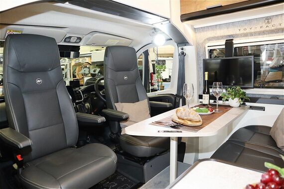 新型ダヴィンチ6.0のインテリア