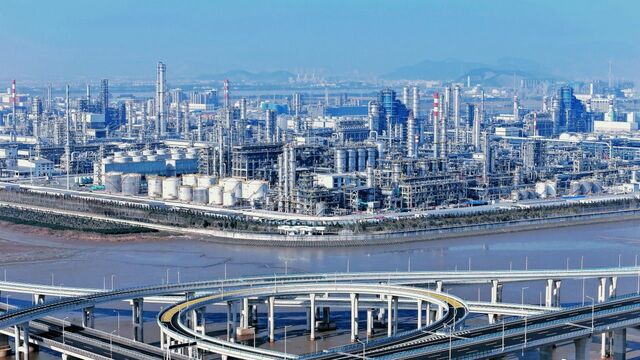 活況に沸く｢中国造船業界｣､生産能力を再び増強 世界の新造船受注