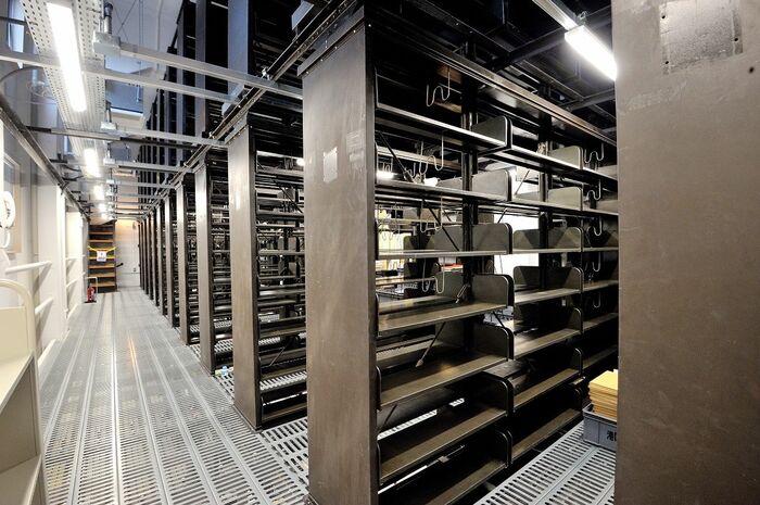 かつての書庫空間も一部残されている