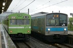 奈良線で103系と並ぶ205系1000番代。