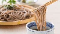 日本人に多い｢腸を汚す蕎麦の食べ方｣､残念4大NG ｢腸にいい蕎麦｣も､その食べ方では効果は激減