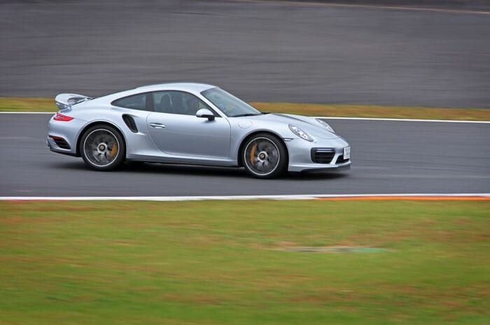 ポルシェ 911 ターボS ｜Porsche 911 Turbo S
