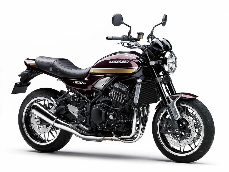 カワサキの人気モデル「Z900RS」（写真：カワサキモータースジャパン）