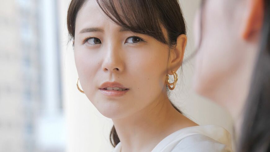 相手の事情や背景を知らないまま、「これはこうあるべき」と判断して口を出してしまうと、相手の心は削られていきます（写真：Ushico／PIXTA）