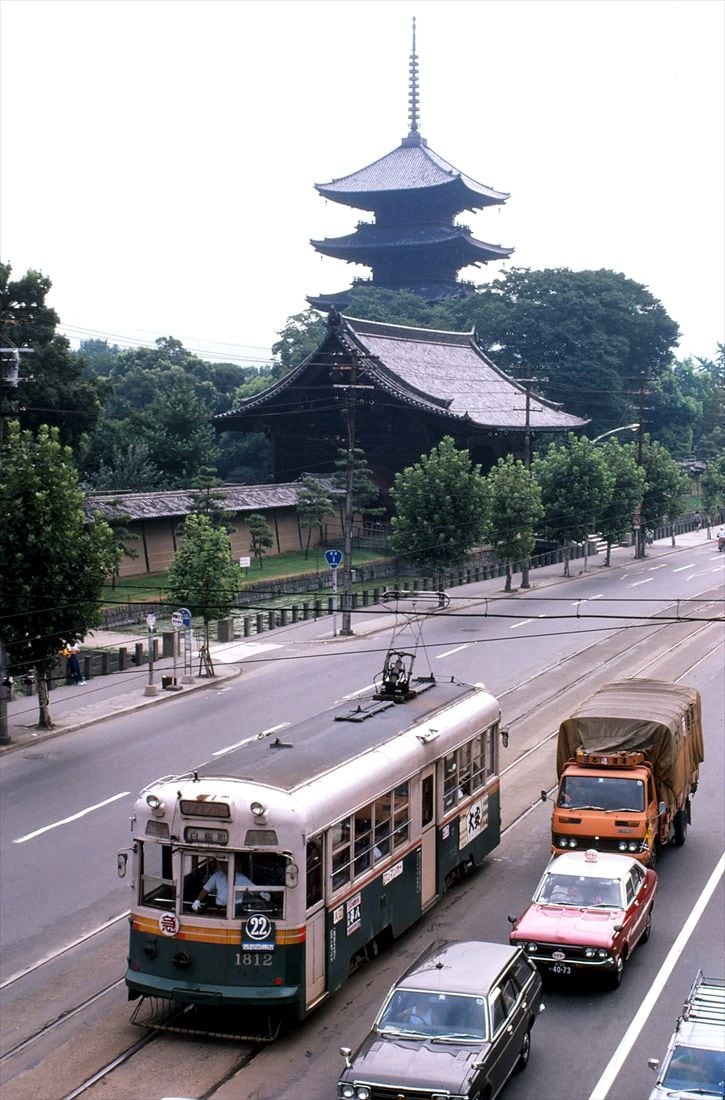 東寺と京都市電