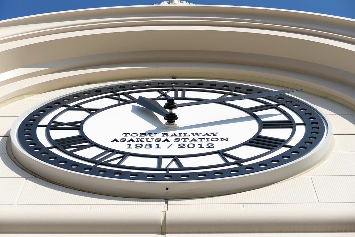 時計は直径約1.5m。2012年に復活した