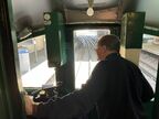 運転室ドアは記念走行中、常に開け放しだった