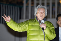 官邸がおびえる小泉元首相の「次の一手」 終わらない「小泉劇場」　