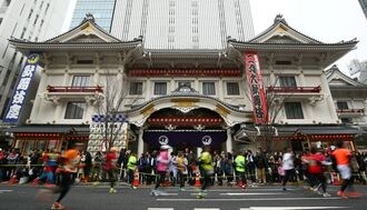 ついにブーム終焉？東京マラソンの｢功罪｣