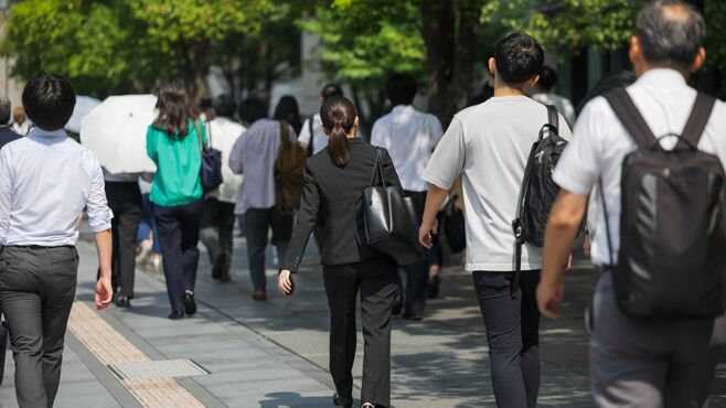 ｢通勤で汗だくの人｣が知らない着こなしのコツ
