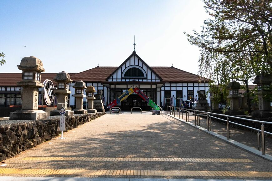 JR土讃線の琴平駅。金刀比羅宮への参詣駅として、1889年に開業した。香川県で最も古い駅の1つ（撮影：鼠入昌史）
