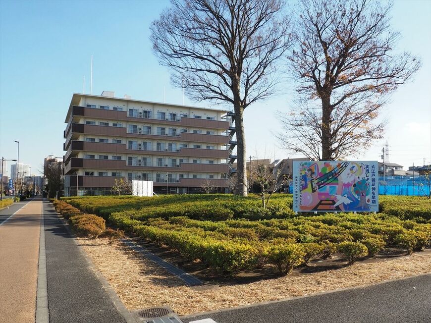 すでに駅前広場の用地が確保されている土支田駅（仮称）（記者撮影）
