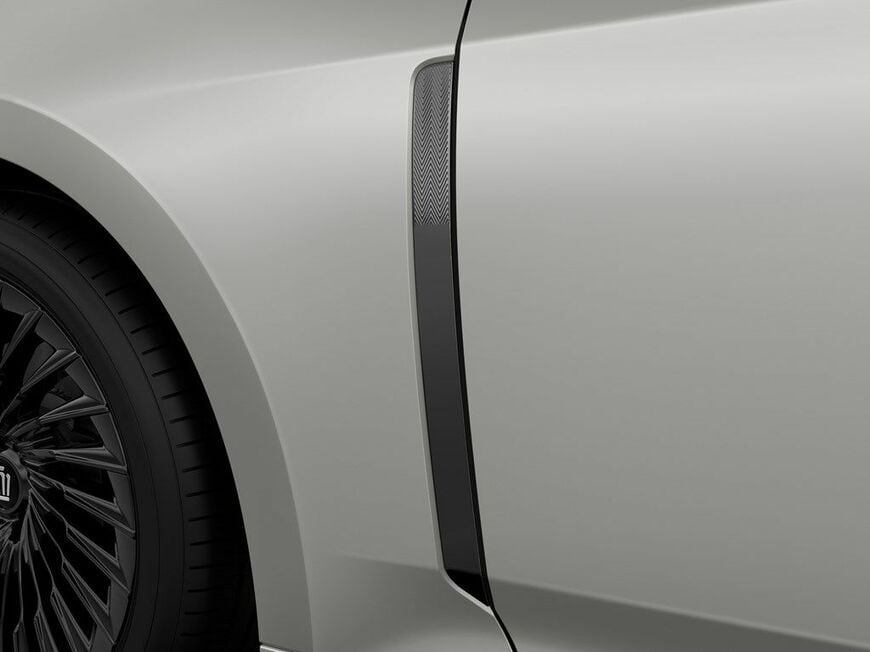 トヨタ「クラウン（セダン）」（写真：トヨタ自動車）