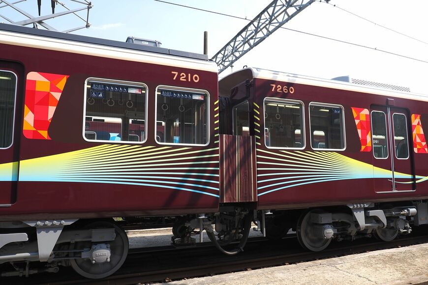 能勢電鉄　7200系　「茜音」編成