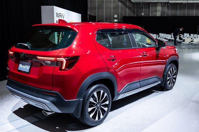 ホンダの新型SUV「WR-V」（写真：三木宏章）