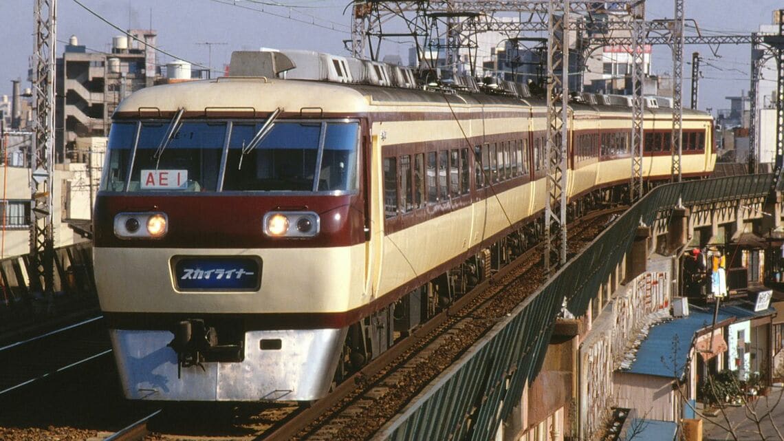 スカイライナーAE車 原形塗装