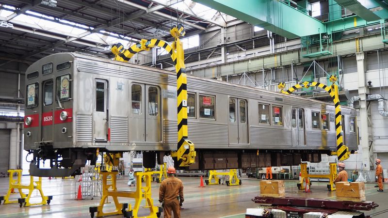 東急､田園都市線の引退車両｢一般販売｣した背景 病院が｢8500系｣を購入