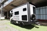 日本特種ボディーの新作キャンピングカー「エクスペディション ストライカー」（筆者撮影）
