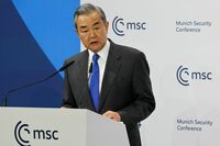 王毅外相｢アメリカのイジメに断固反撃する｣