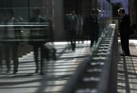 5兆円経済対策による増税圧力の緩和効果は? 財政「悪循環」懸念は残る