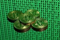 ビットコイン相場が10％超下落した理由 韓国が仮想通貨取引の禁止法案を準備