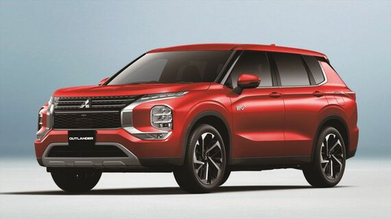 2021年12月にフルモデルチェンジした三菱「アウトランダーPHEV」(写真:三菱自動車)