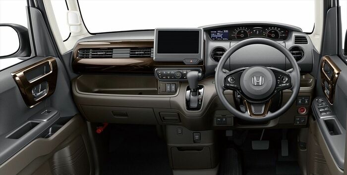 ホンダ N-BOX コーディネートスタイル