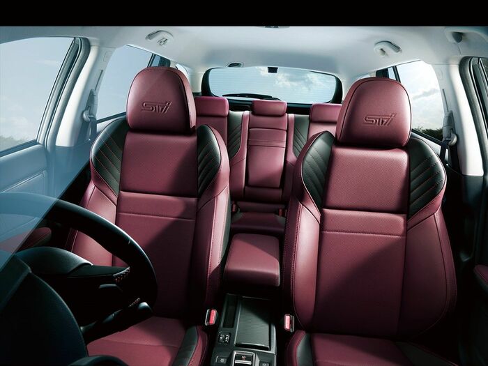 レヴォーグ STI Sport EyeSight（写真：SUBARU）