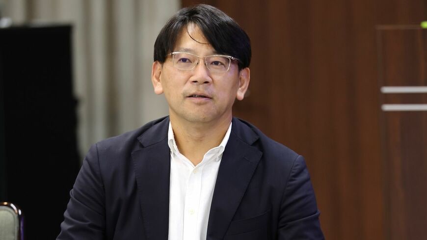 山川隆義（やまかわ・たかよし）／ビジネスプロデューサー合同会社代表社員、株式会社HEROES ENTERTAINMENT代表取締役CEO。京都大学工学部卒、同大学精密工学修士（生産システム専攻）。横河ヒューレット・パッカード（現在の日本HP）、ボストン コンサルティング グループ（BCG）を経て、ドリームインキュベータ創業に参画。2005年取締役副社長、2006年代表取締役社長を経て、2020年6月より現職。著書の『瞬考』でも四季報写経の効能について説明している（撮影：尾形文繁）